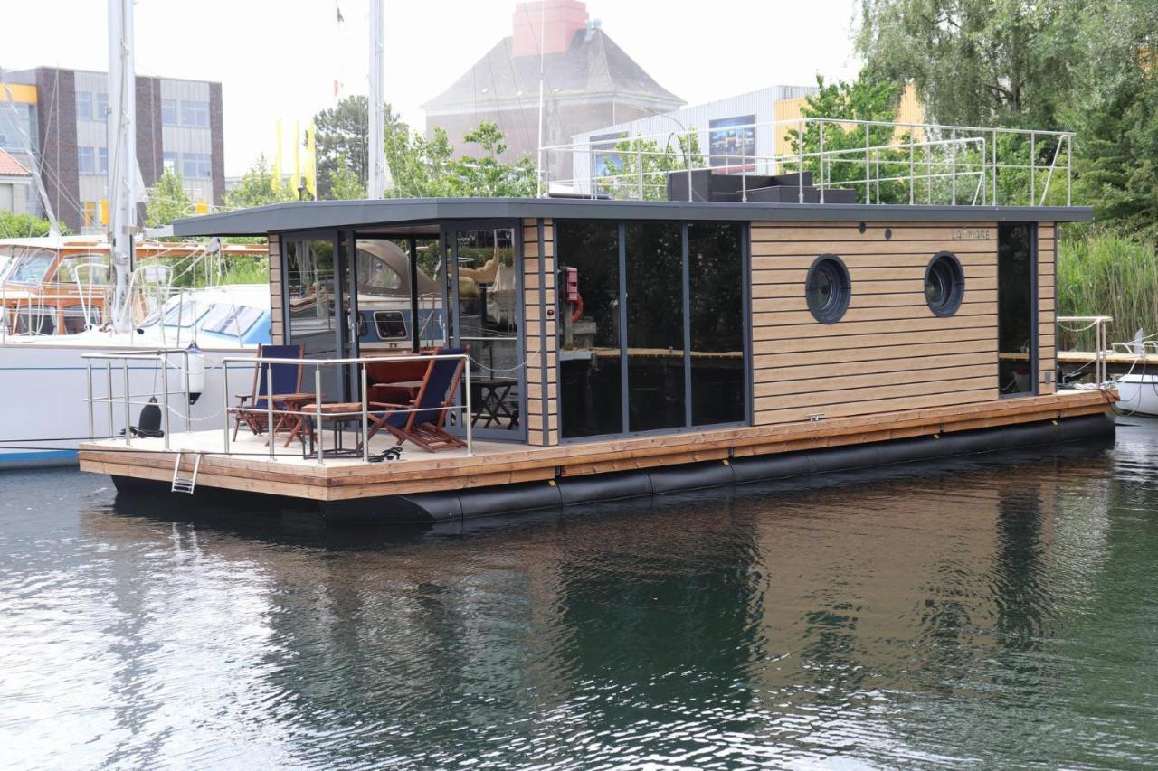 Готель Hausboot Lina In Фленсбург Екстер'єр фото