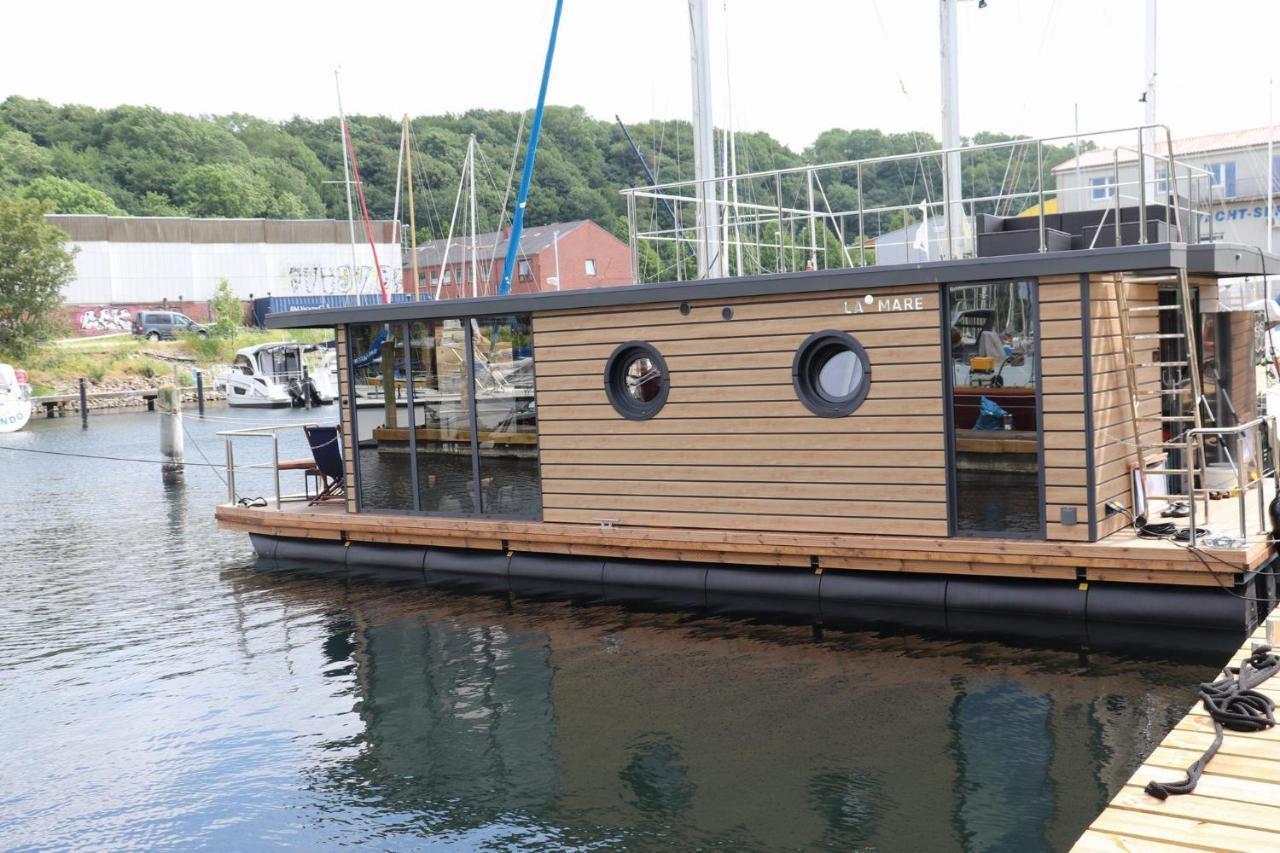 Готель Hausboot Lina In Фленсбург Екстер'єр фото